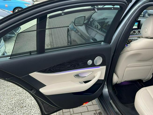 Mercedes E 220 LIFT AMG 4Matic FullLED Skóra Kamery Radar