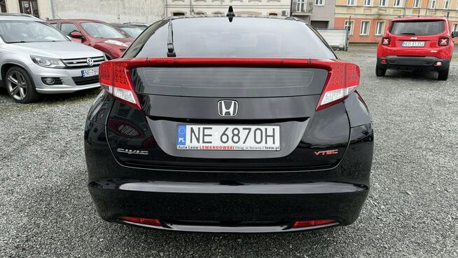 Honda Civic 1.8 Benzyna Moc 141KM Zarejestrowany Ubezpieczony