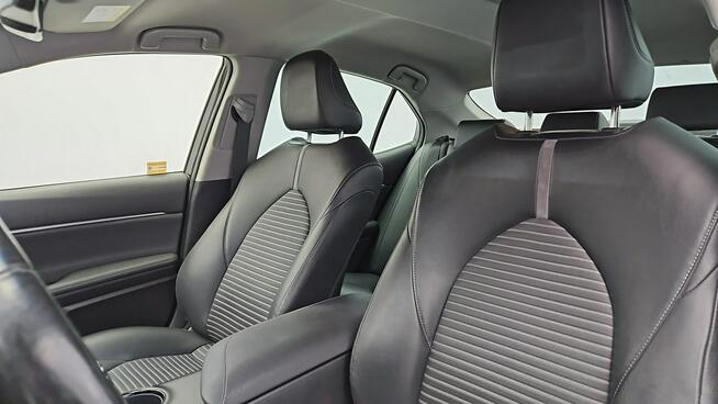 Toyota Camry 2.5 Hybrid Comfort CVT ! Z Polskiego Salonu ! Faktura VAT !