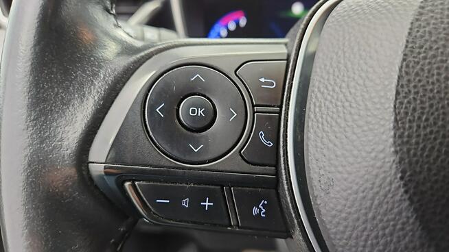 Toyota Corolla 1.8 Hybrid Comfort ! Z Polskiego Salonu ! Faktura Vat !