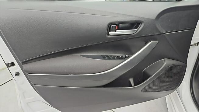 Toyota Corolla 1.8 Hybrid Comfort ! Z polskiego salonu ! Faktura VAT !