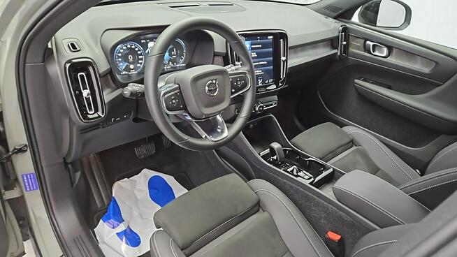Volvo XC 40 T5 Plug-In Hybrid Plus Dark ! Z Polskiego Salonu ! Faktura VAT !