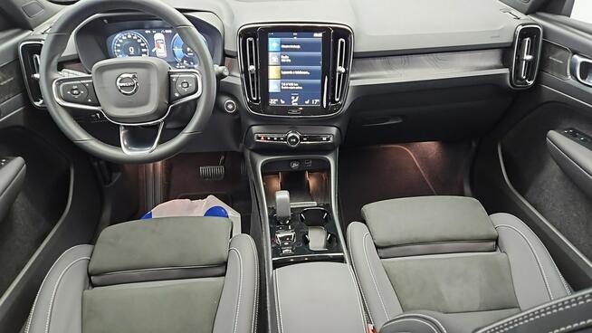 Volvo XC 40 T5 Plug-In Hybrid Plus Dark ! Z Polskiego Salonu ! Faktura VAT !