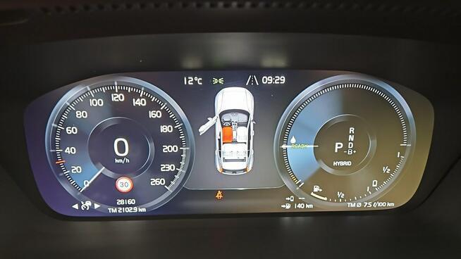 Volvo XC 40 T5 Plug-In Hybrid Plus Dark ! Z Polskiego Salonu ! Faktura VAT !