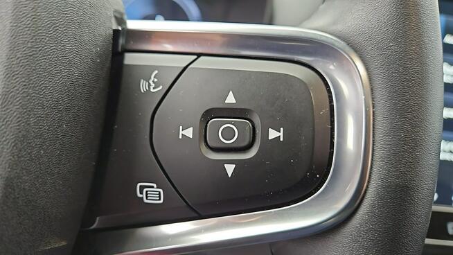 Volvo XC 40 T5 Plug-In Hybrid Plus Dark ! Z Polskiego Salonu ! Faktura VAT !