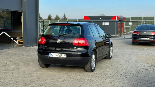 Volkswagen Golf 1.6 MPI, super stan, zobacz FILM!