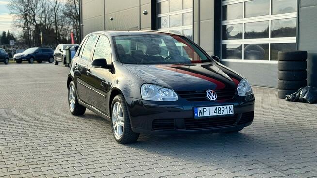 Volkswagen Golf 1.6 MPI, super stan, zobacz FILM!