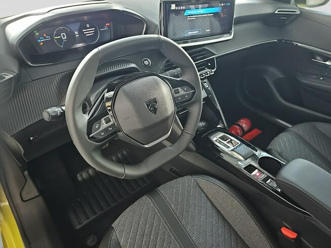 e-208 Allure Elektryczny 136KM