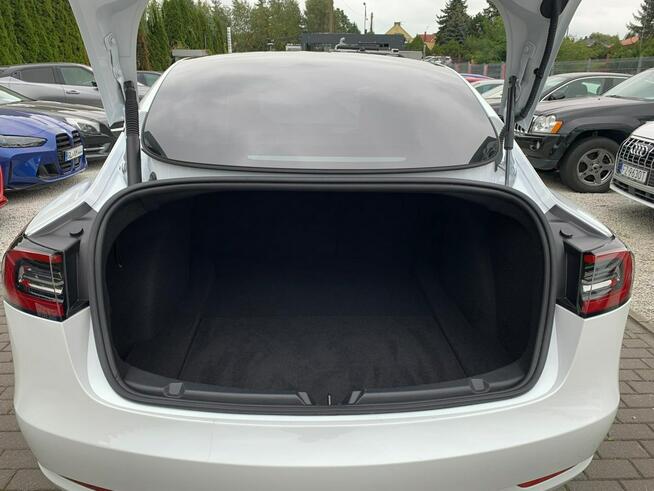 Tesla Model 3 Autopilot Kamery Białe Wnętrze