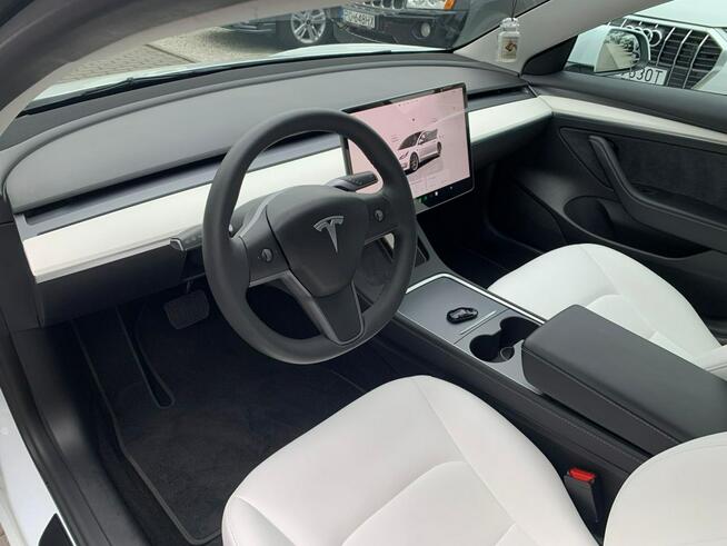Tesla Model 3 Autopilot Kamery Białe Wnętrze