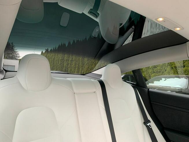 Tesla Model 3 Autopilot Kamery Białe Wnętrze