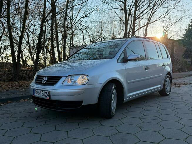 Volkswagen Touran 1.6 Benzyna 7osób Zarejestrowany