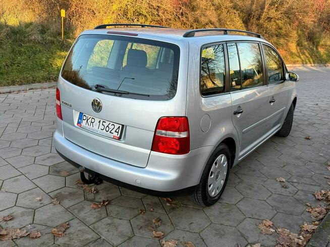 Volkswagen Touran 1.6 Benzyna 7osób Zarejestrowany