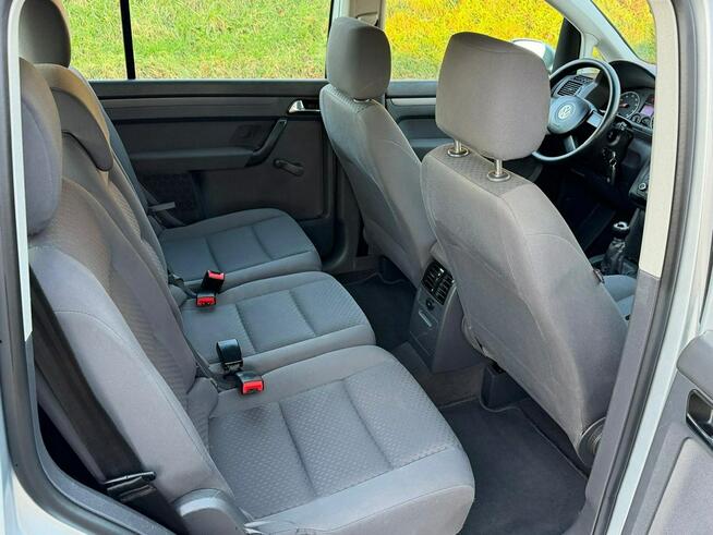 Volkswagen Touran 1.6 Benzyna 7osób Zarejestrowany