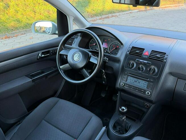 Volkswagen Touran 1.6 Benzyna 7osób Zarejestrowany