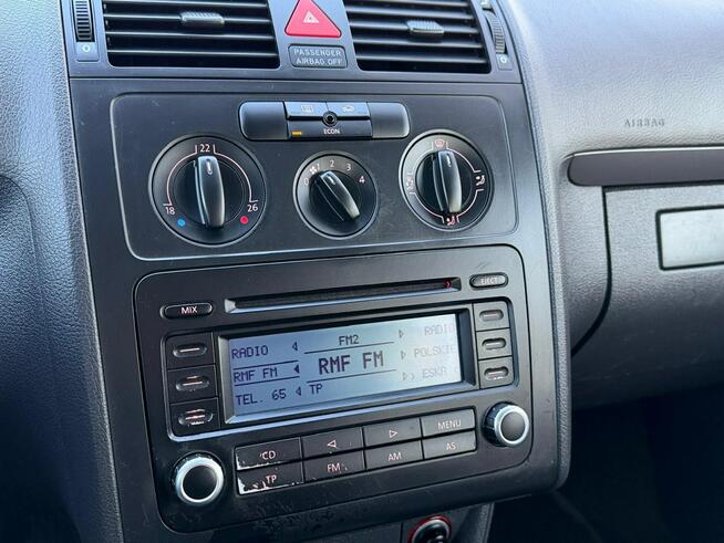 Volkswagen Touran 1.6 Benzyna 7osób Zarejestrowany