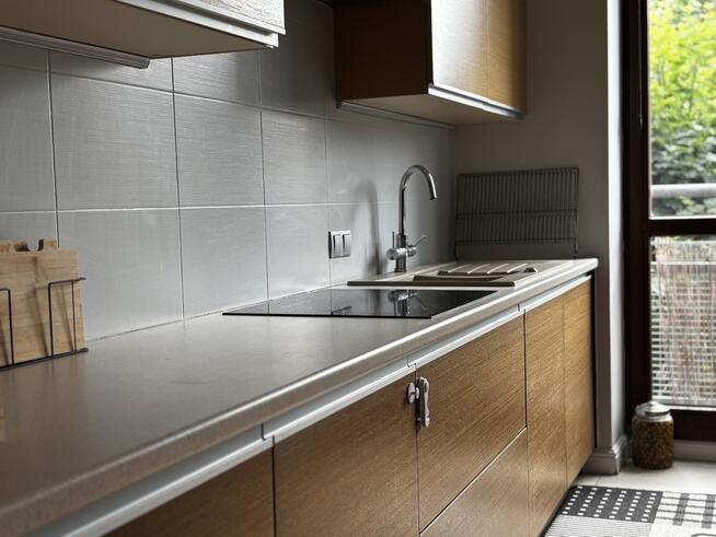 Przestrzenny apartament w Miasteczku Wilanów