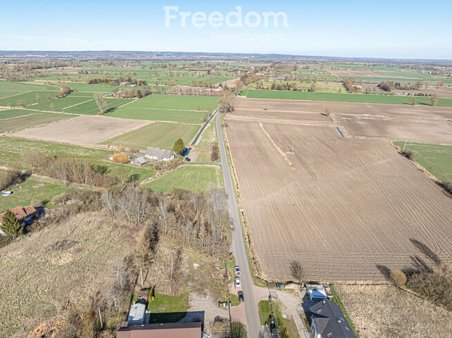 Działka w miejscowości Jezioro, niedaleko Elbląga