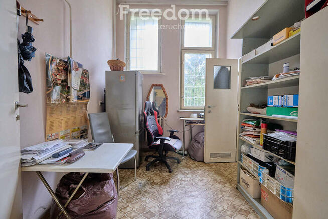 Na sprzedaż lokal użytkowy, parter, duże witryny