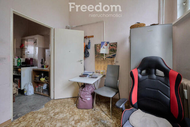 Na sprzedaż lokal użytkowy, parter, duże witryny