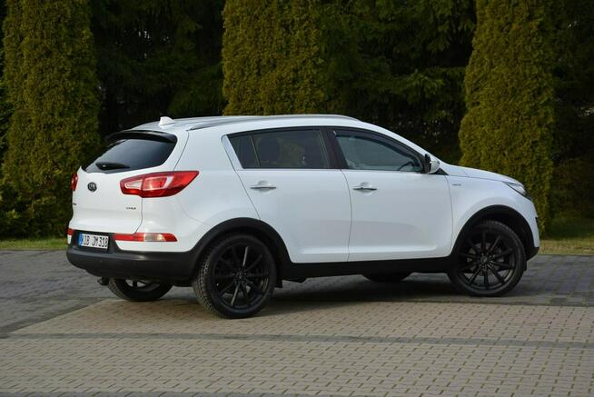 Kia Sportage Automat AWD Xenon Ledy Navi Parktronic Kamera Skóry Alu19"