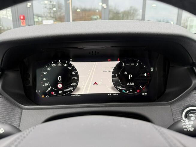 Range Rover Velar 2021 2.0D 204km FOTO