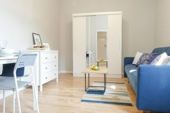 Do wynajęcia jasna kawalerka, Strażacka 3