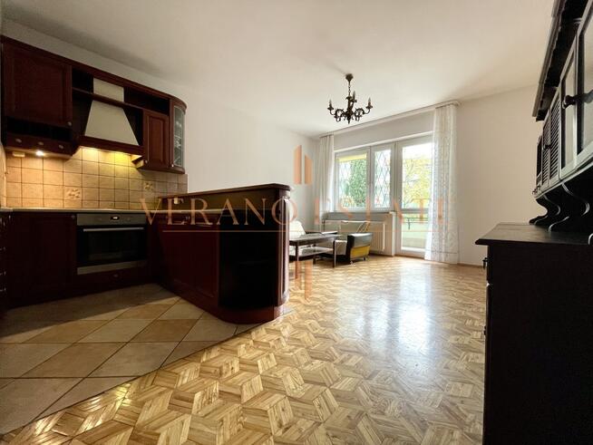 Taras | Dwustronne | 2 Pokoje | Kw