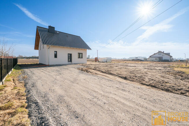 Dom Opole Czarnowąsy, Studzienna