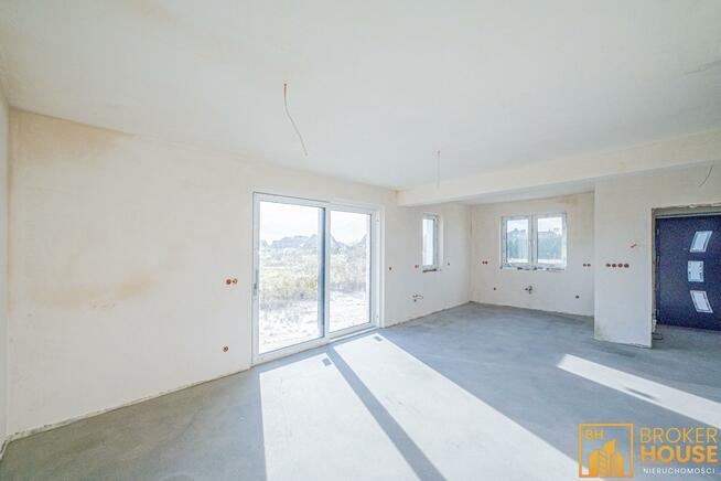 Dom Opole Czarnowąsy, Studzienna