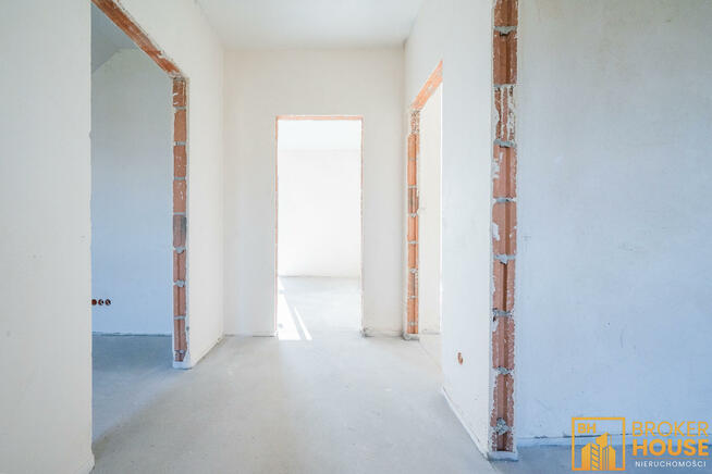 Dom Opole Czarnowąsy, Studzienna