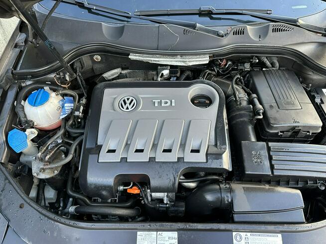 Volkswagen Passat 2,0 TDI, biksenony, system park., podg. fotele i kanapa,el. klapa,nawi