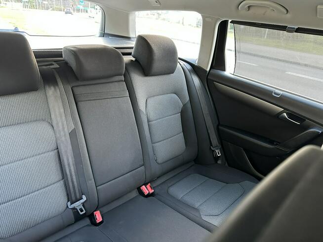 Volkswagen Passat 2,0 TDI, biksenony, system park., podg. fotele i kanapa,el. klapa,nawi