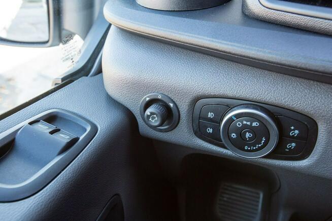 Ford Transit furgon L2H2 *ŚREDNI* STAN BDB