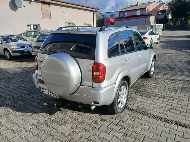 Toyota RAV-4 2.0 D4D LIFT 4X4 skóry alufelgi klimatronik tempomat szyberdach stanBD