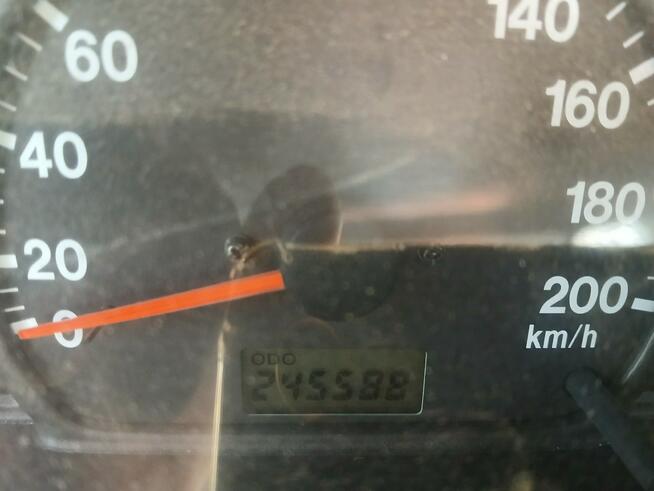 Suzuki Grand Vitara 2,5 V6 4X4 klima webasto hak