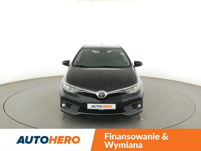 Toyota Auris Historia serwisowa Navi Klimatyzacja Podgrzewane fotele Bluetooth