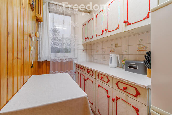 Trzy pokojowe mieszkanie na spokojnym osiedlu!