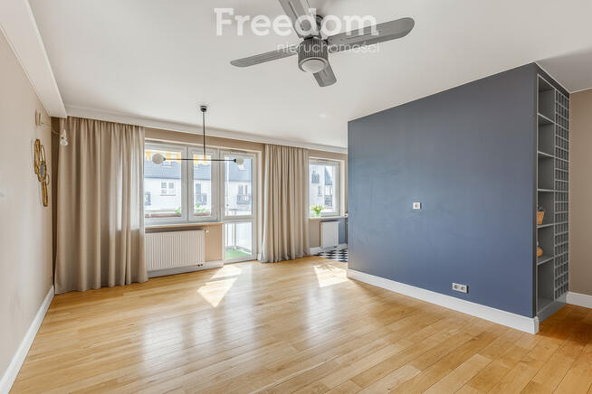 4 pok. w centrum Siedlec, 2012 rok, balkon, garaż.