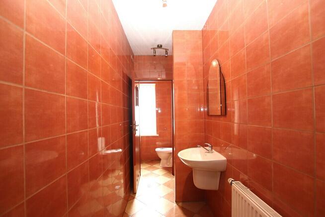 Budynek mieszkaniowo-handlow-usługowy.