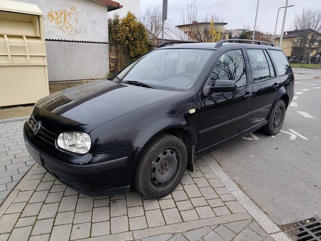 Volkswagen Golf 1.6 LPG