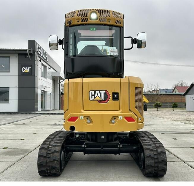 FABRYCZNIE NOWA MINIKOPARKA CATERPILLAR 302.7 CR.