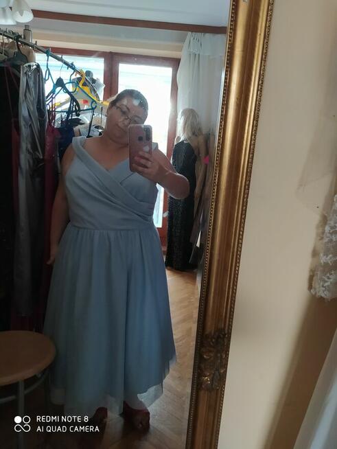 Sprzedam śliczną sukienkę