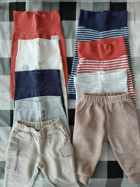 Paka ubrań roz. 62/68-74 około 100 szt +karuzela, kombinezony