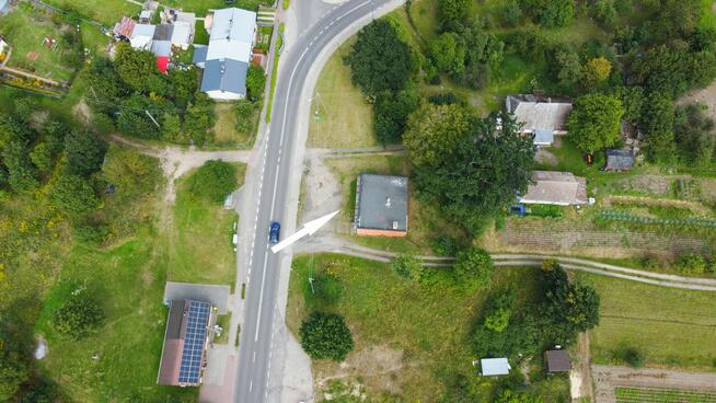 Tychowo - parterowy budynek usługowy