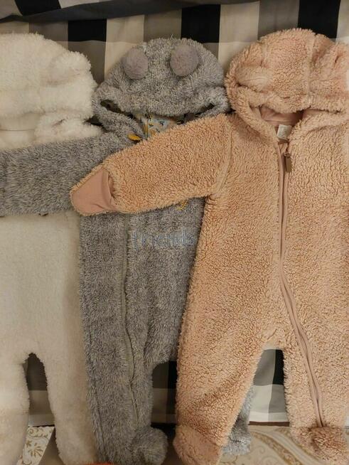 Ubranka dla niemowlęcia roz.62/68cm ok. 30szt.,+ kombinezon