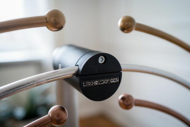 Generator Lakhovskiego (Multiple Wave Oscillator)