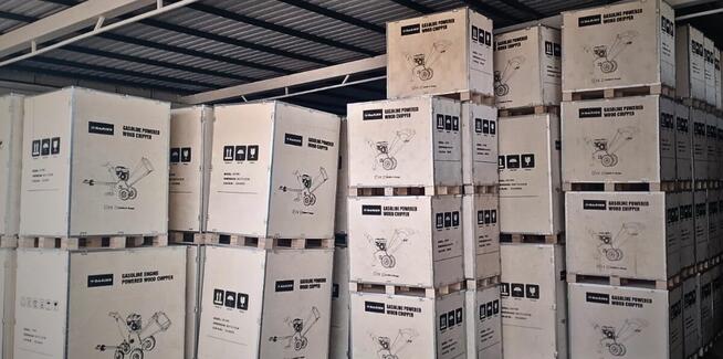 MOCNY ROZDRABNIACZ DO GAŁĘZI RĘBAK SPALINOWY TB GARDEN P4206