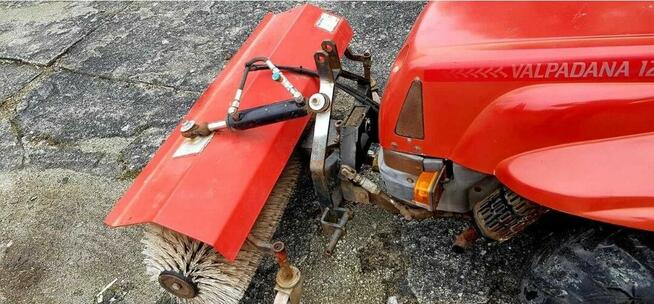 Traktorek komunalny zamiatarka pług przyczepa