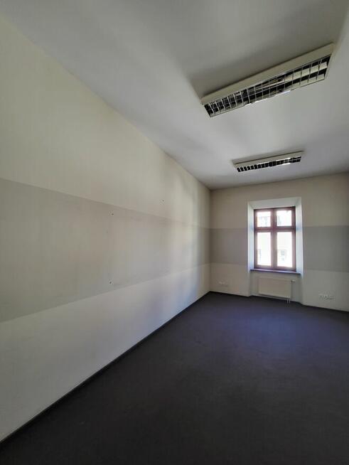 Lokale użytkowe/biurowe o łącznej powierzchni ponad 700 m2